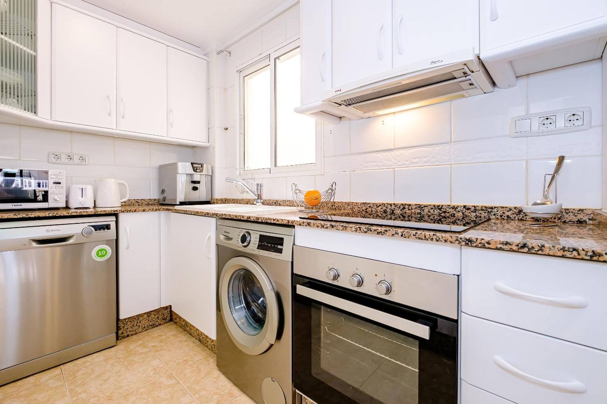 Deluxe Apartment Playa Del Cura Торевьиа Экстерьер фото